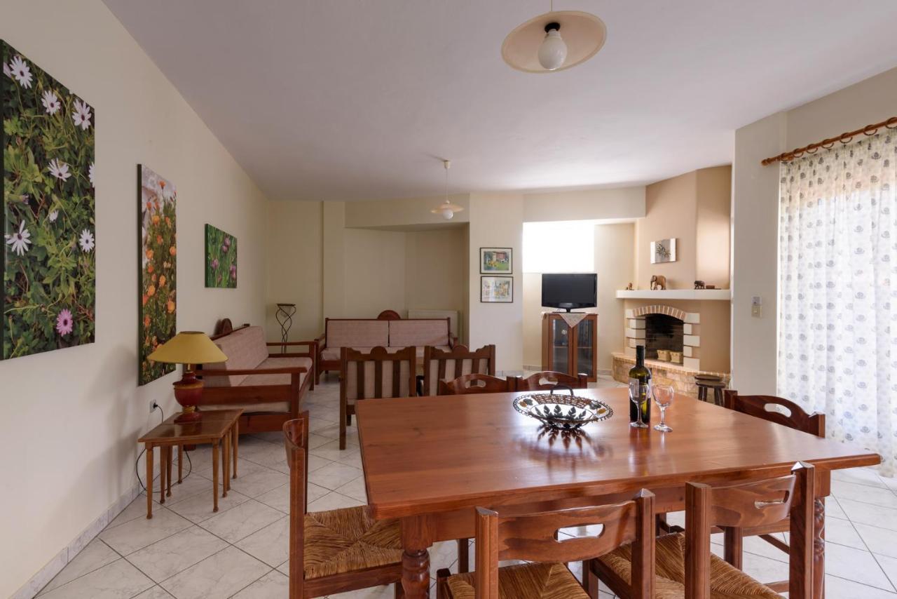 Niki'S Apartment Палеохора Экстерьер фото